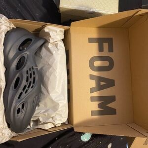 Yeezy foam runners